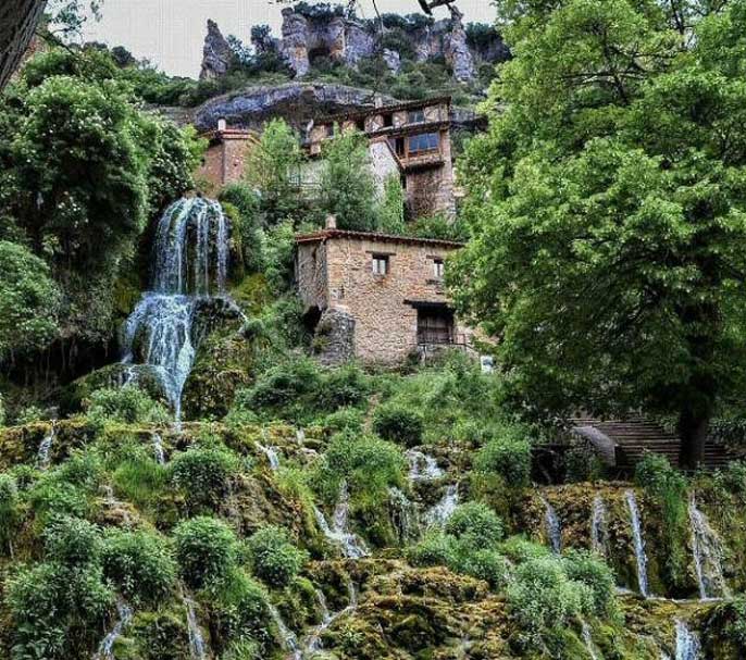 cascade-orbaneja-del-castillo