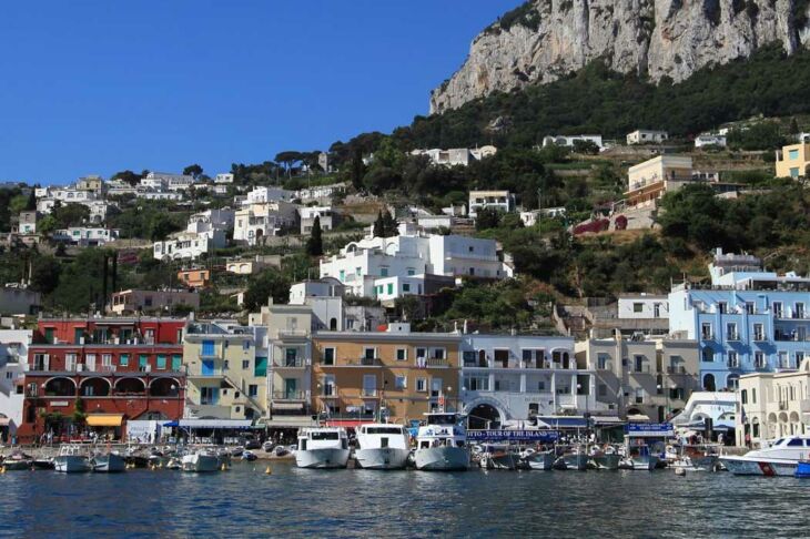 se-rendre-a-capri-ile-italie
