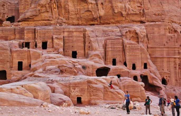 tombe-nabateens-petra-jordanie