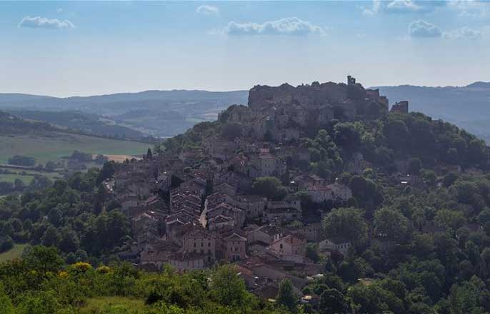 village-colline-cordes-sur-ciel
