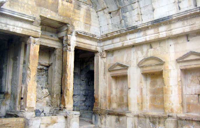 temple-de-diane-nimes