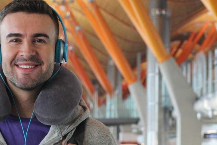 accessoire-essentiel-voyage-avion