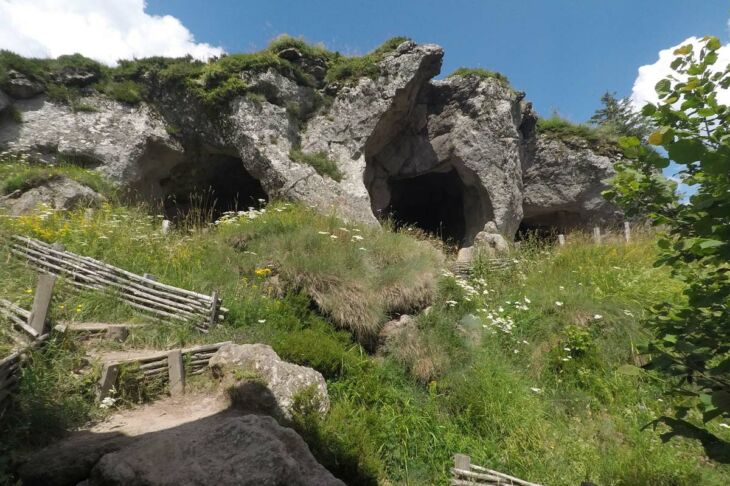 visite-grottes-de-cliersou