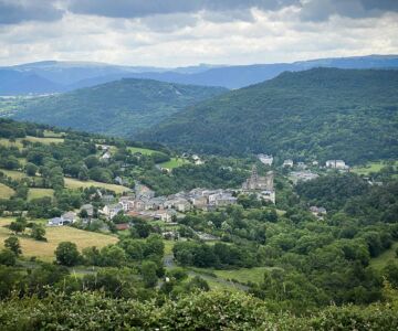route-des-volcans-auvergne-road-trip-volcanique
